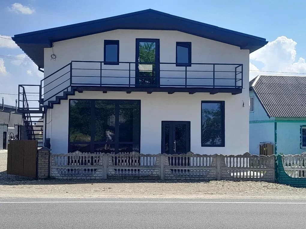 Приміщення, Пійло: євроремонт, панорамні вікна, 3 фази - фото 1