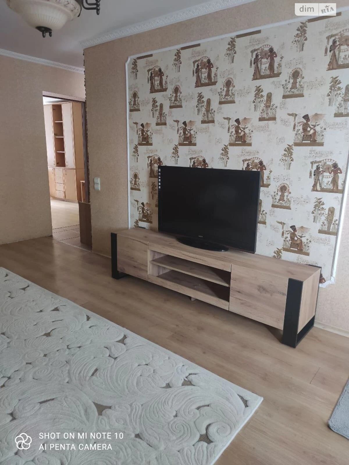 3-кімнатна квартира, Липки: кухня-студія, газове опалення, вода без світла - фото 2