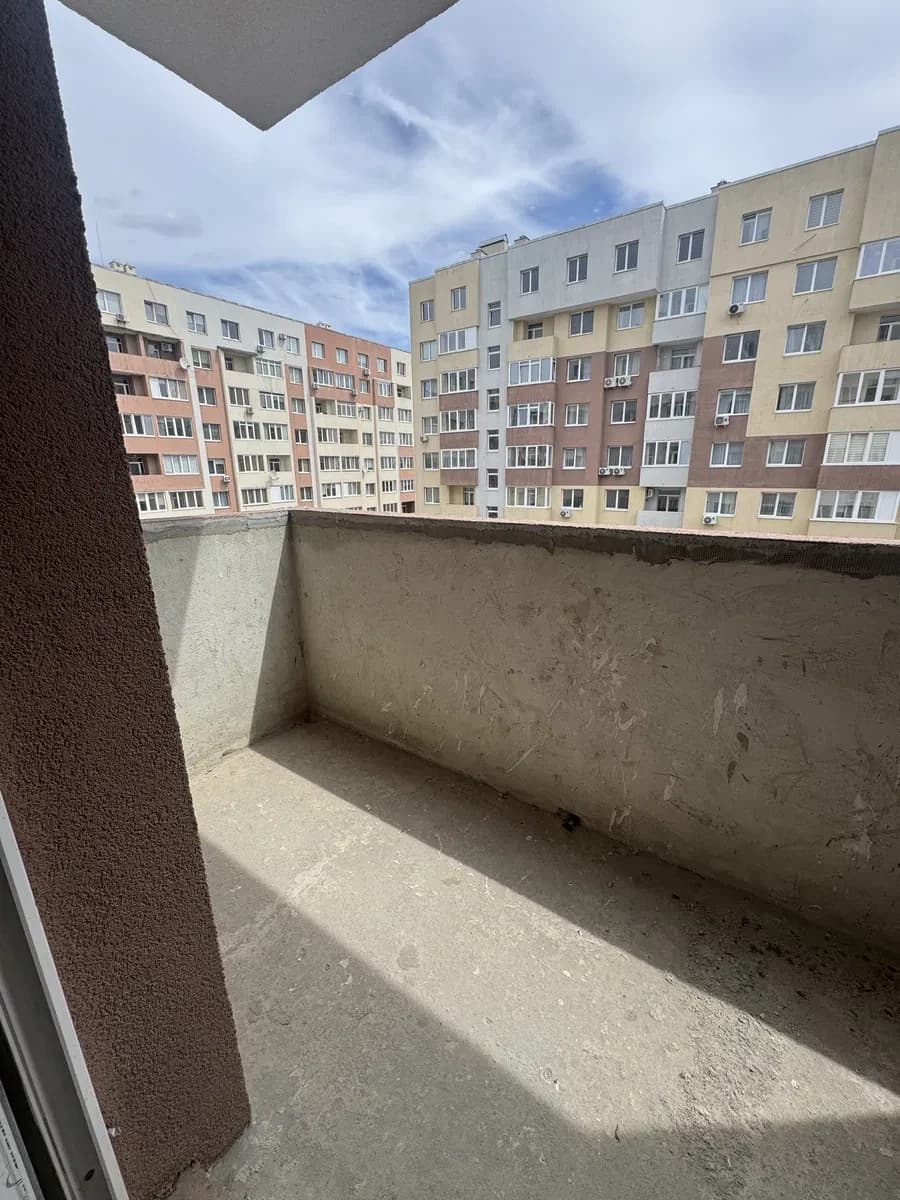 1-кімнатна квартира у ЖК Мальви: без ремонту, чорнові роботи - фото 1