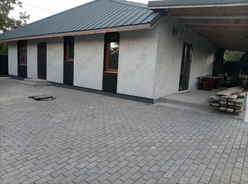 Будинок, Самаровка: кухня-студія, веранда 30 м², стоянка на 6 авто - фото 1