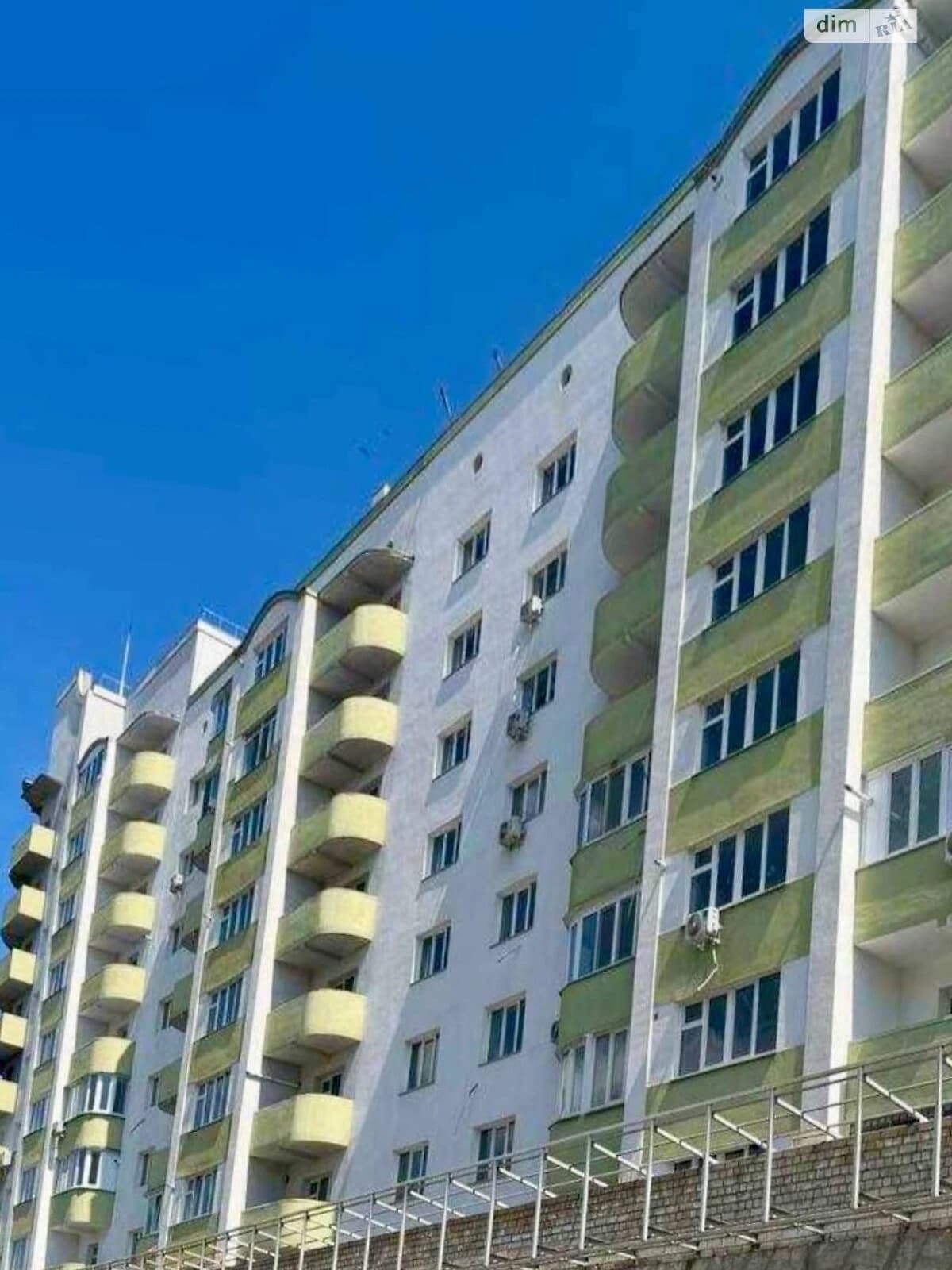 3-кімнатна квартира, Заводський: новобудова, 2 санвузли - фото 1