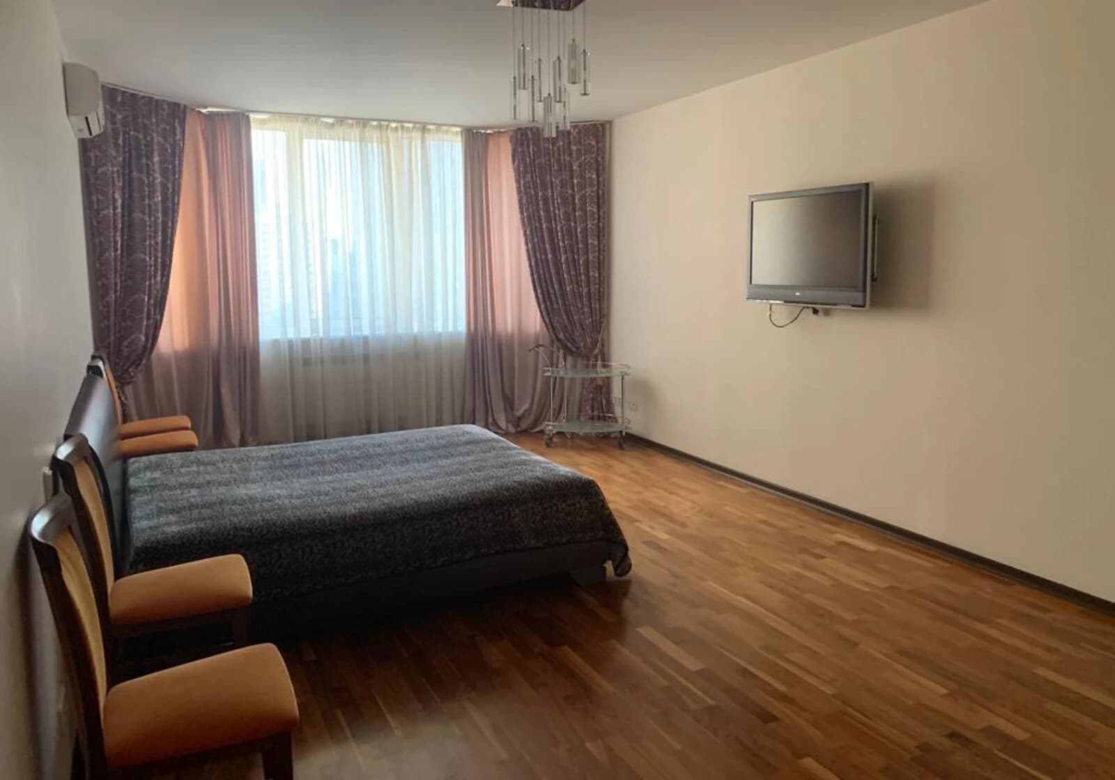 1-кімнатна квартира, Позняки: євроремонт, інтернет без світла - фото 1