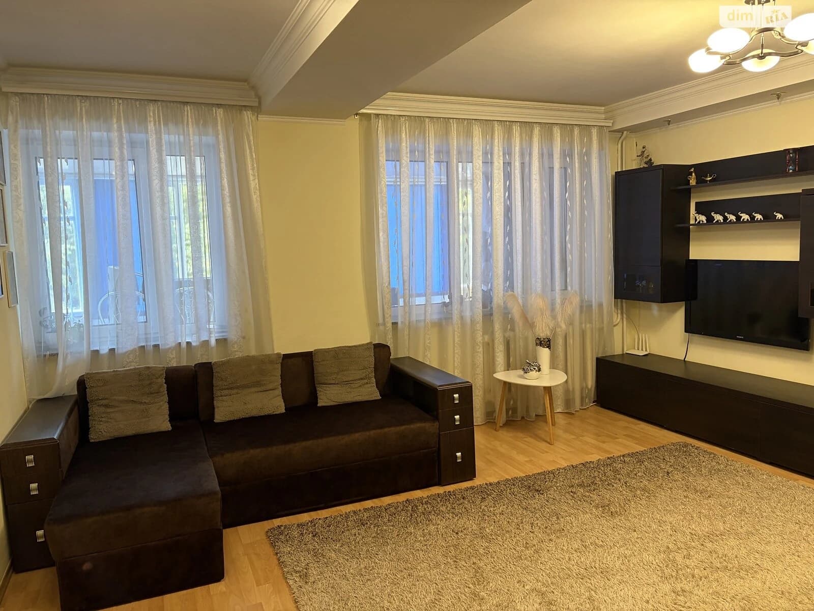 2-кімнатна квартира, Центр: євроремонт, тераса - фото 1