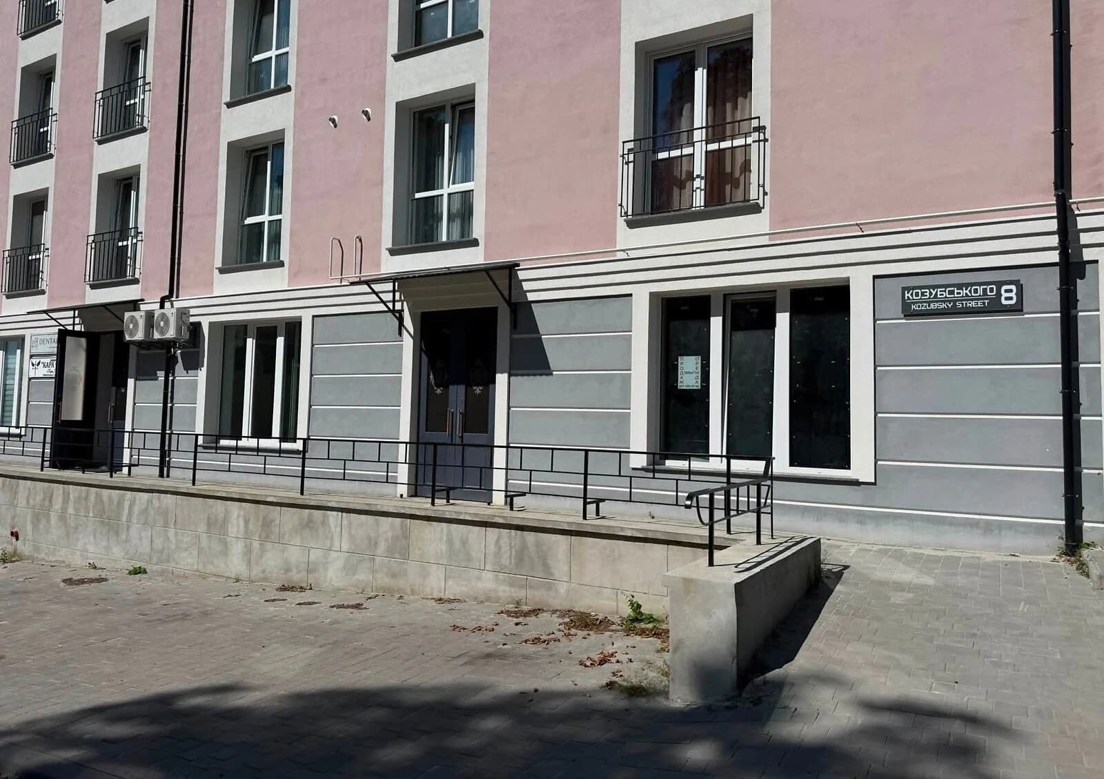 1-кімнатна квартира, Кременець: кухня-студія, душ без сходинок - фото 1