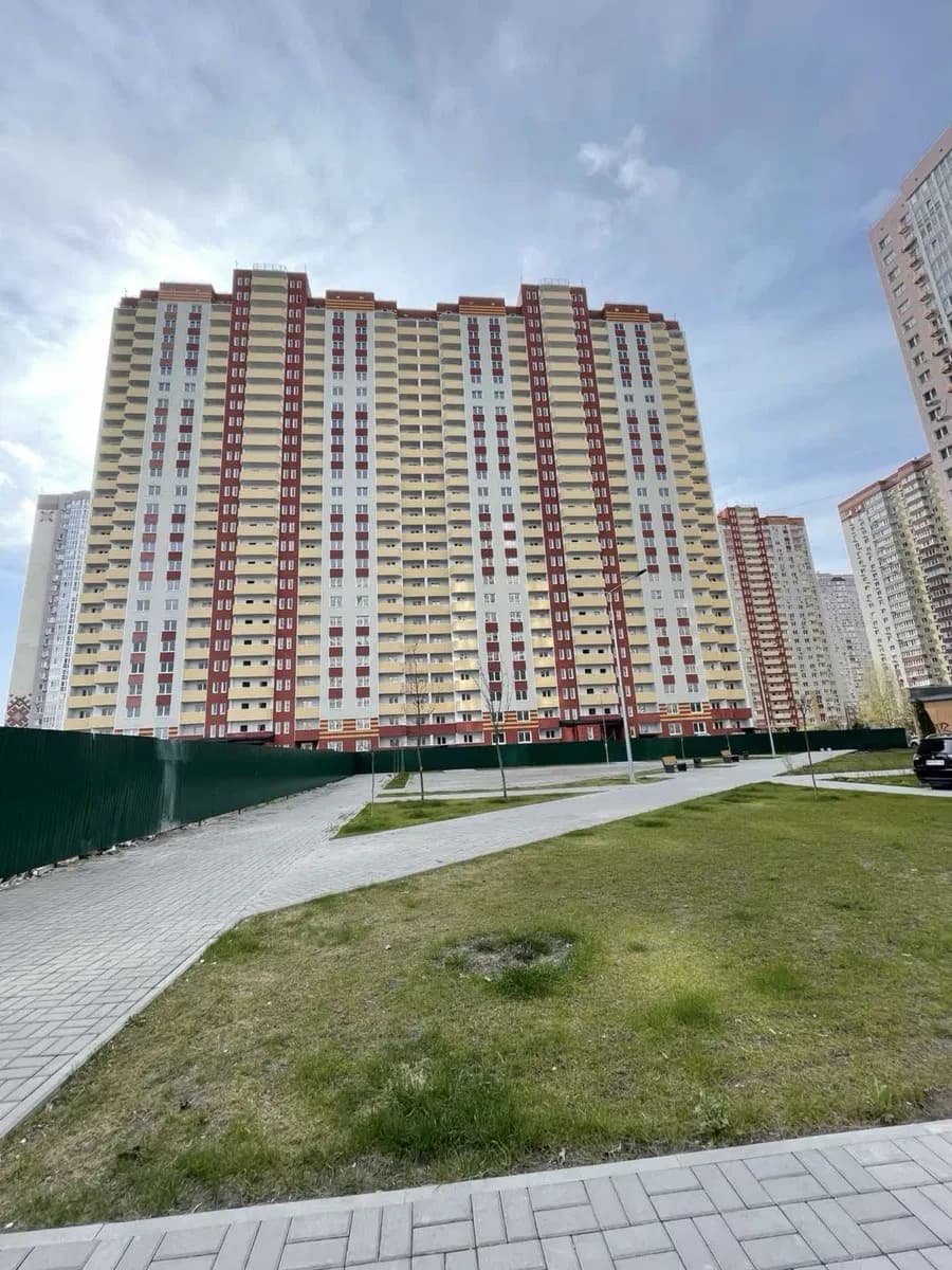 1-кімнатна квартира у ЖК Патріотика: метро Позняки 10 хв - фото 2