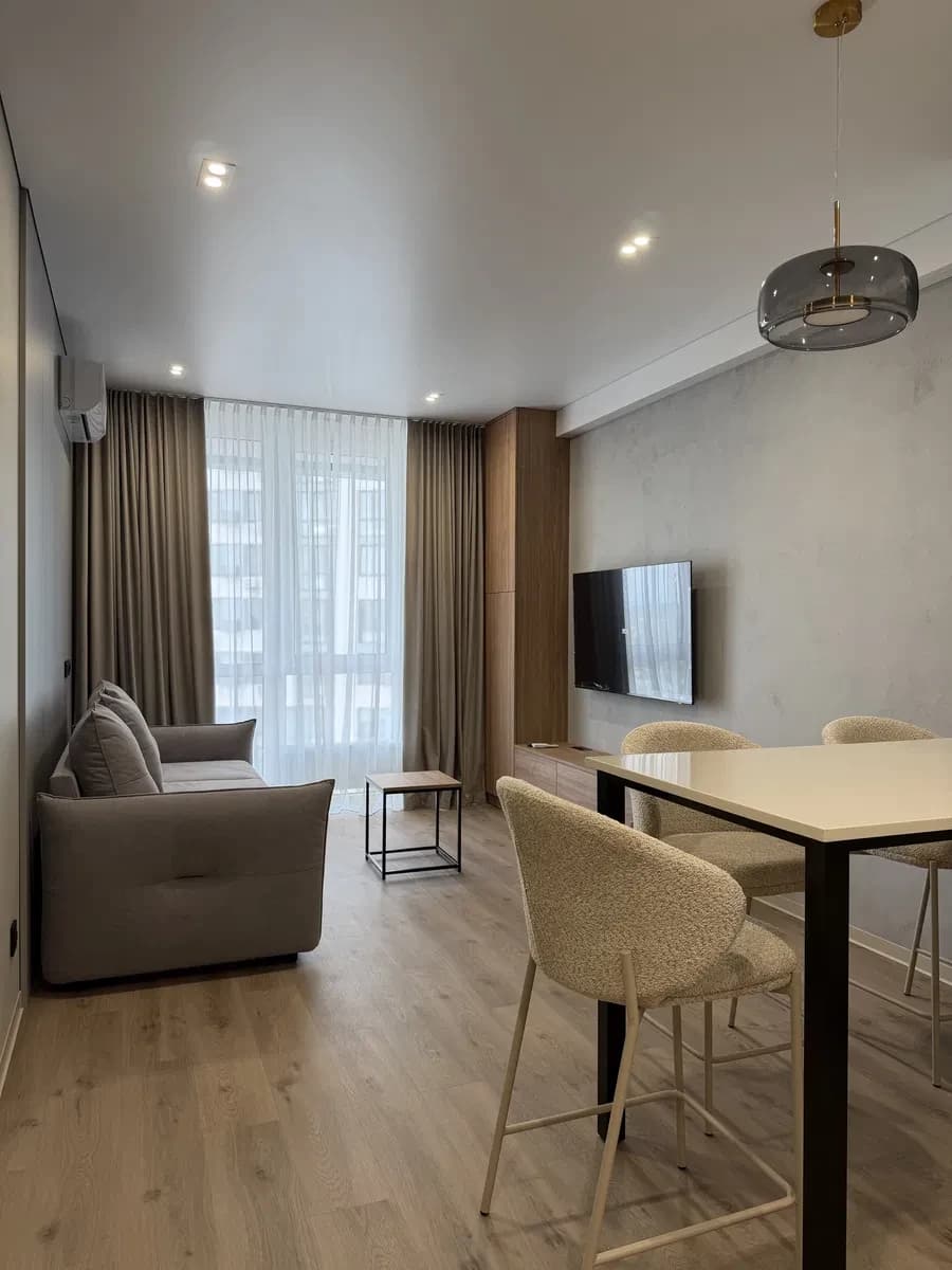 1-кімнатна квартира у ЖК Crystal Avenue: авторський ремонт, ліфт працює - фото 1