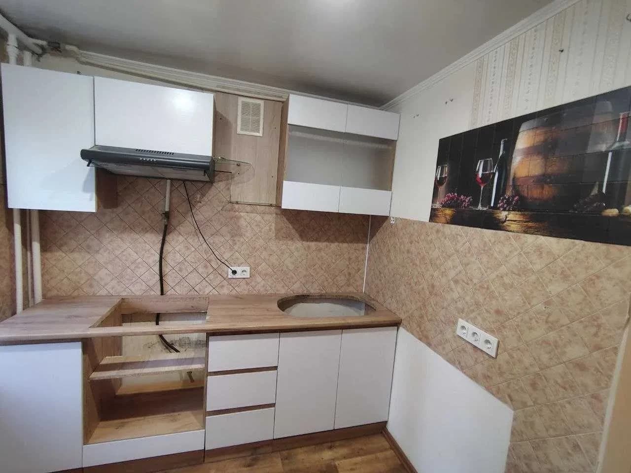 2-кімнатна квартира, Саксаганський: гараж у дворі, зупинка за 1 хв - фото 3