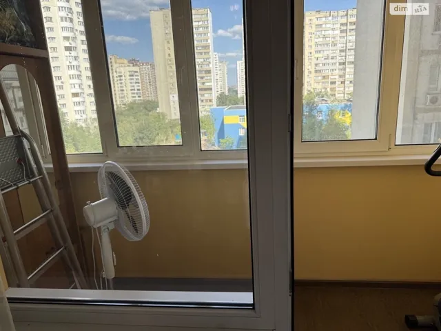 1-кімнатна квартира, Осокорки: метро Позняки, вантажний ліфт - фото 3