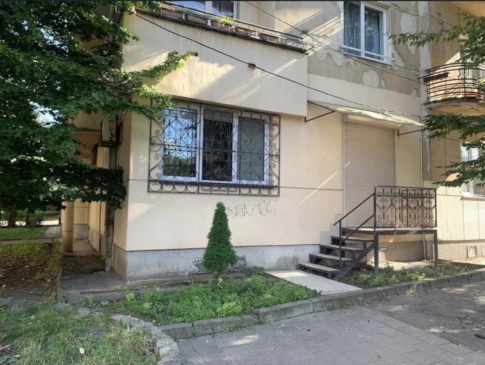 Приміщення, Залізничний: кутове, навпроти переходу, з ремонтом - фото 1