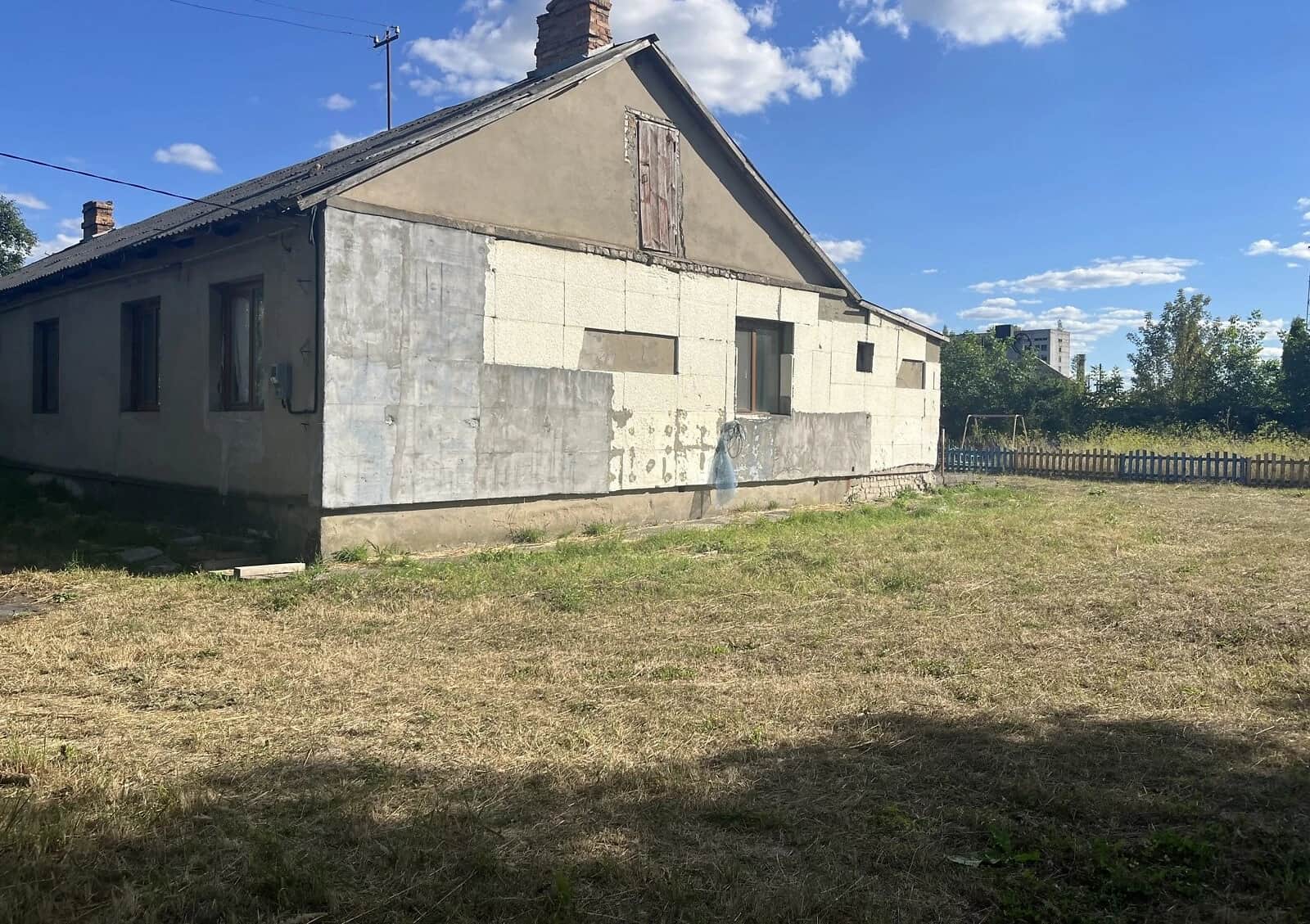Частина будинку, Городок: цегляні стіни, ділянка 10 соток - фото 1