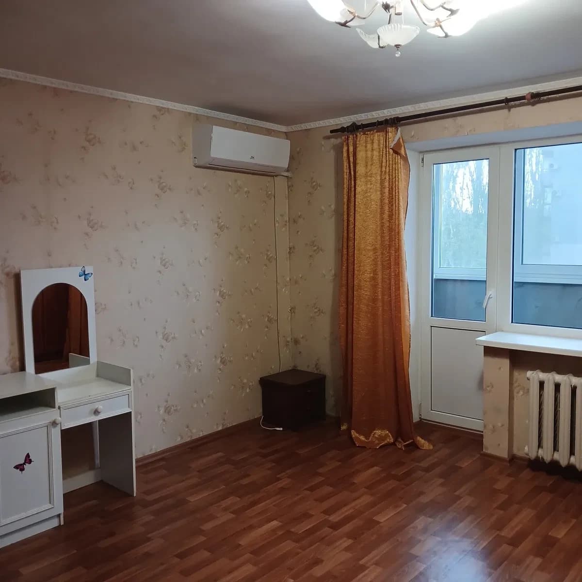 1-кімнатна квартира, Соляні: кімната з нішею, цегляний будинок - фото 4