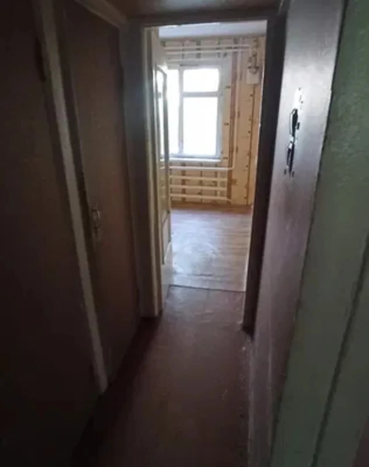 2-кімнатна квартира, Миколаїв: хрущовка, внутрішній двір - фото 2