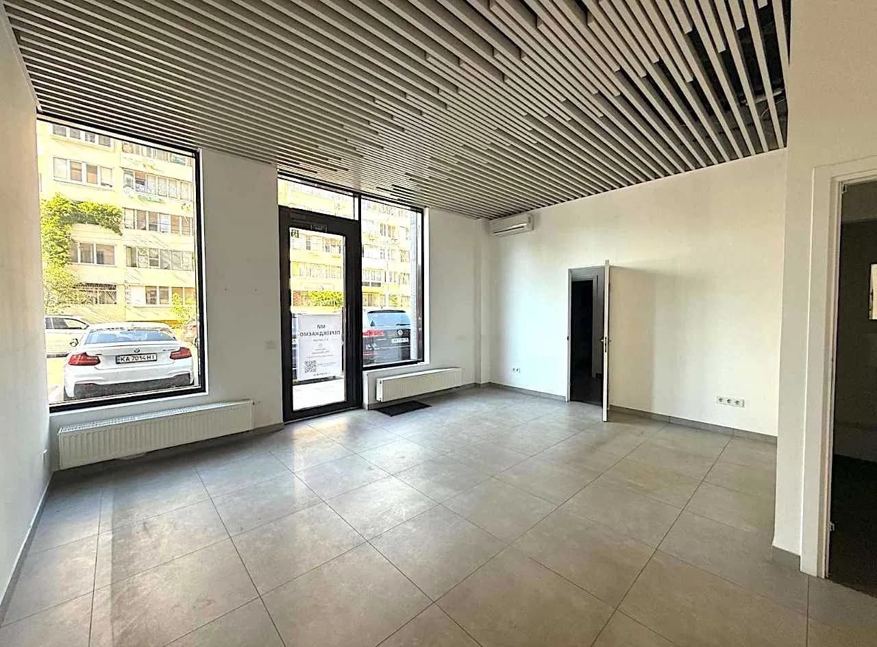 Приміщення у ЖК Obolon Residences: вітрини, окремий вхід, 10 кВт - фото 4