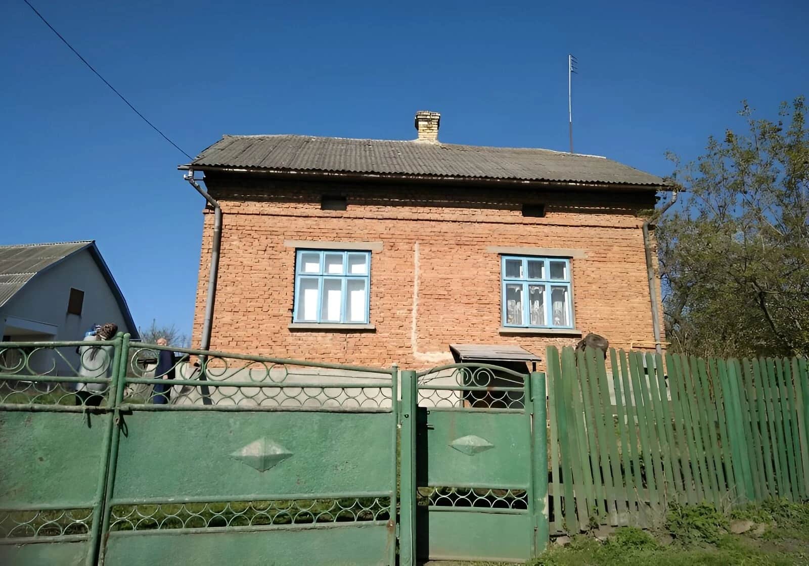 Будинок, Хоростків: гараж із підвалом, газове опалення, криниця - фото 1