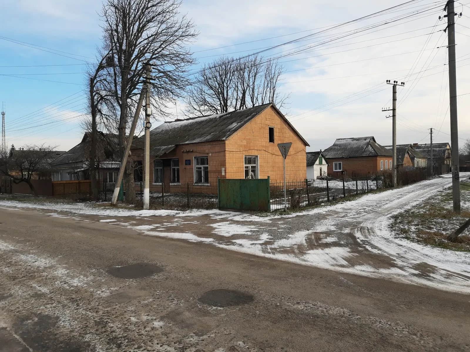 Приміщення, Олександрівка: адміністративна будівля, гараж - фото 2