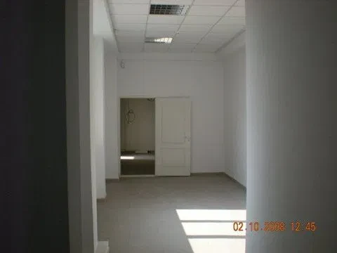 Офіс, Слобідський: ресепшен, власна котельня, меблі - фото 3