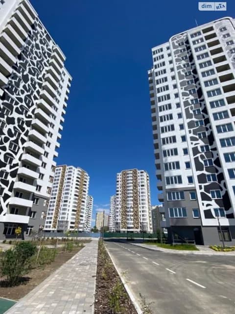 3-кімнатна квартира, Масив: укриття в будинку, закритий двір - фото 1