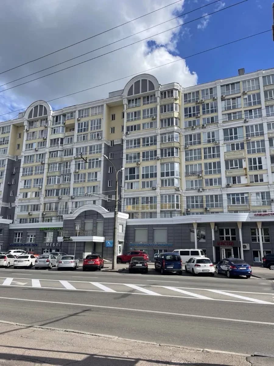 Євродвушка на вулиці Перемоги: авторський ремонт, автономне опалення - фото 1