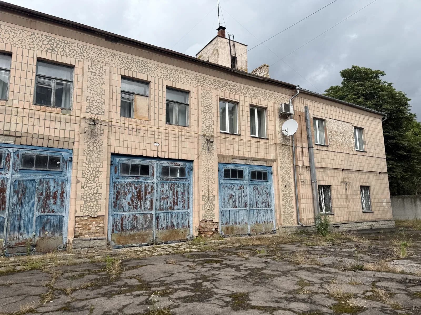 Склад, Рівне: цілодобова охорона, заїзд для великовантажного транспорту - фото 2