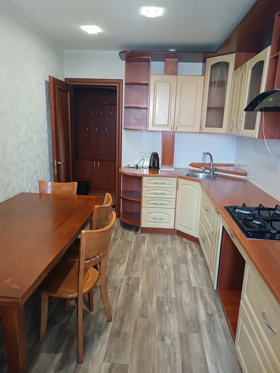4-кімнатна квартира, Чорноморськ: вид на море, капітальний ремонт - фото 3