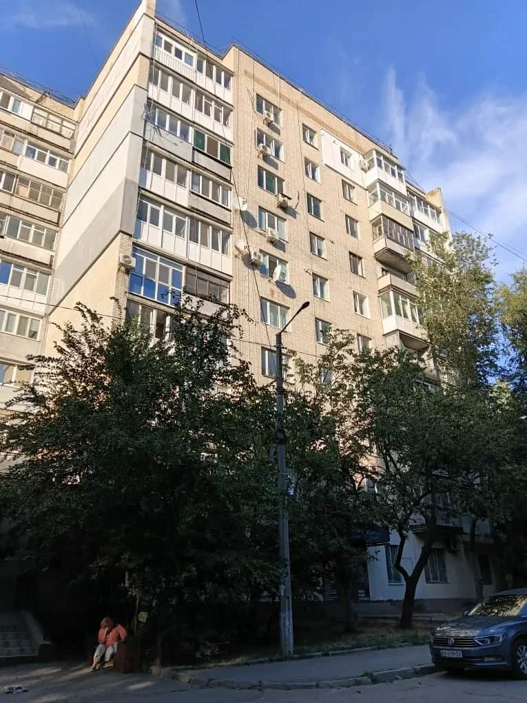 3-кімнатна квартира, Подільський: газове опалення, торг - фото 1