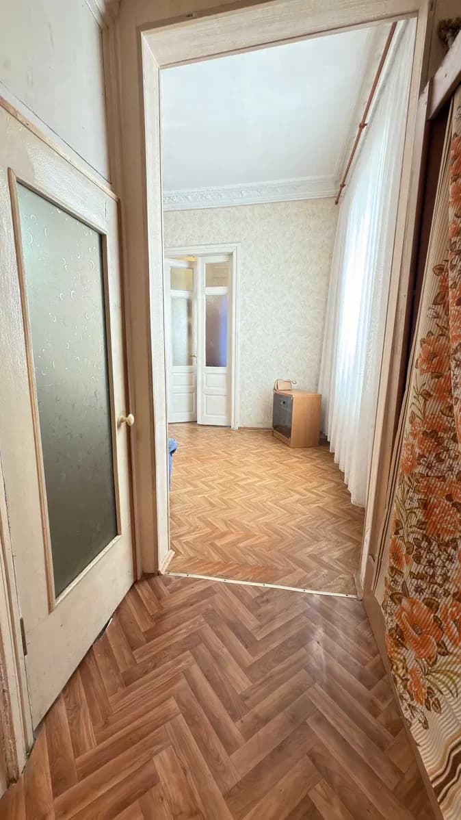 3-кімнатна квартира, Приморський: високі стелі, індивідуальне опалення - фото 4