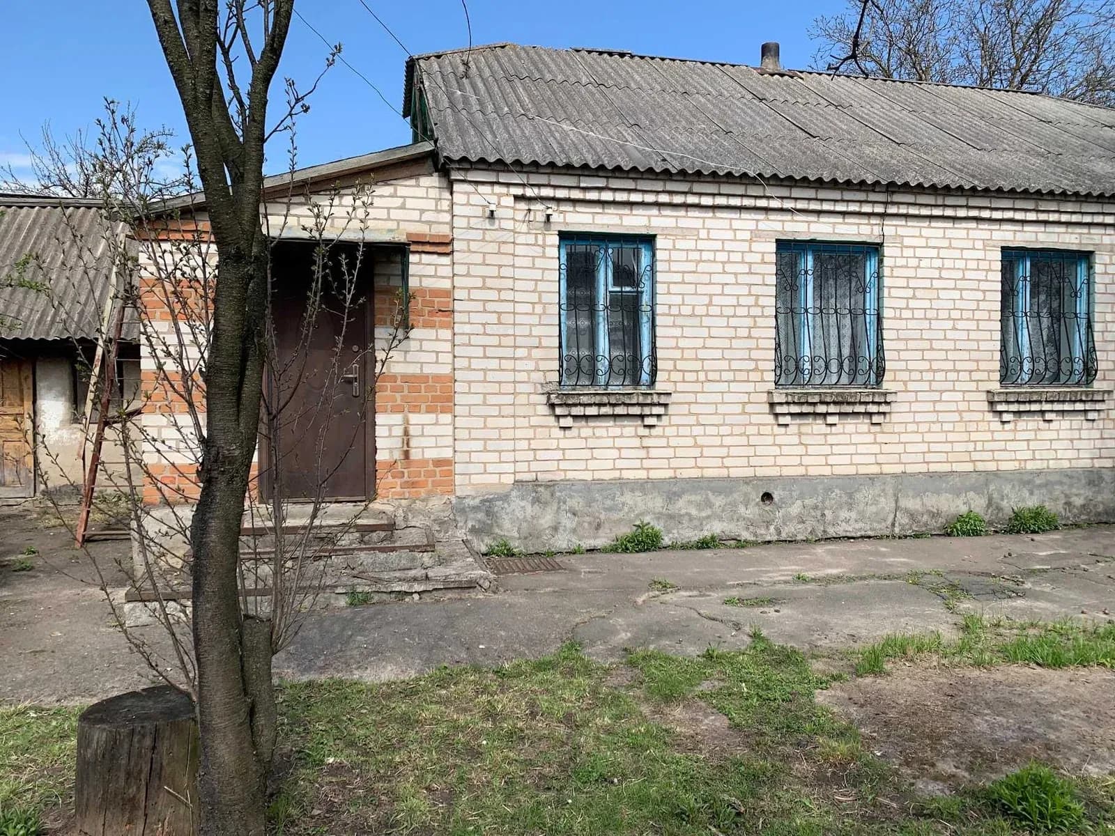 Будинок, Радомишль: 6 соток, газ і свердловина - фото 3