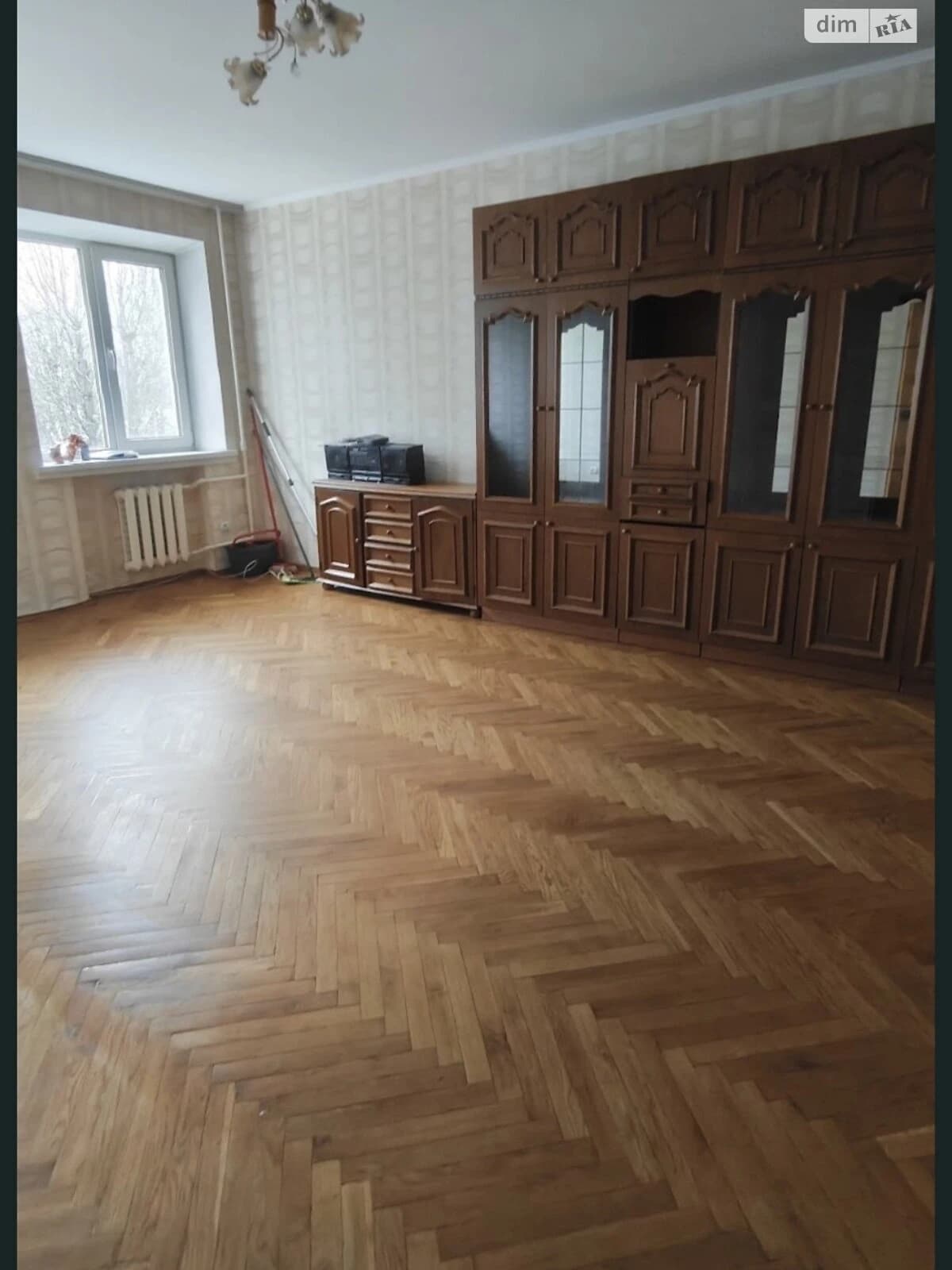 3-кімнатна квартира, Польова: закріплене паркомісце, укриття в будинку - фото 4