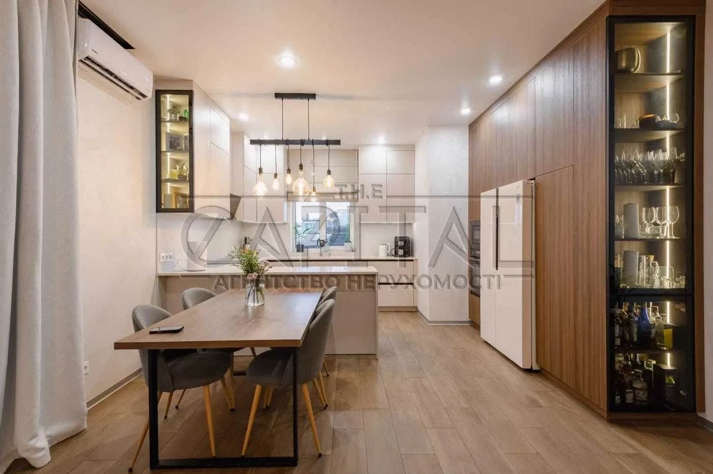 Будинок, Гатне: тераса 21 м², повністю автономний, авторський ремонт - фото 1