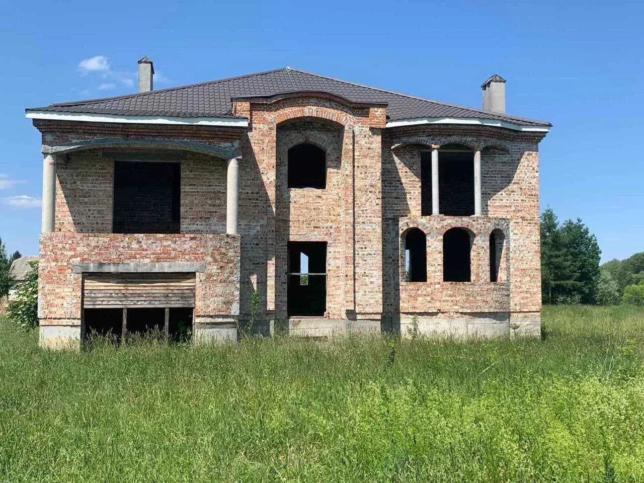 Будинок, Монастирчани: вид на Карпати, 22 сотки, підвал 50 м² - фото 1