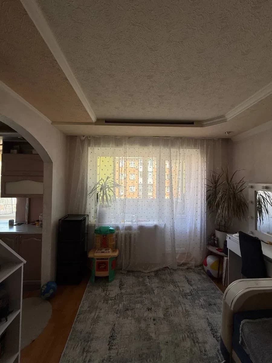 2-кімнатна квартира, Біла Церква: кухня-вітальня, косметичний ремонт - фото 3
