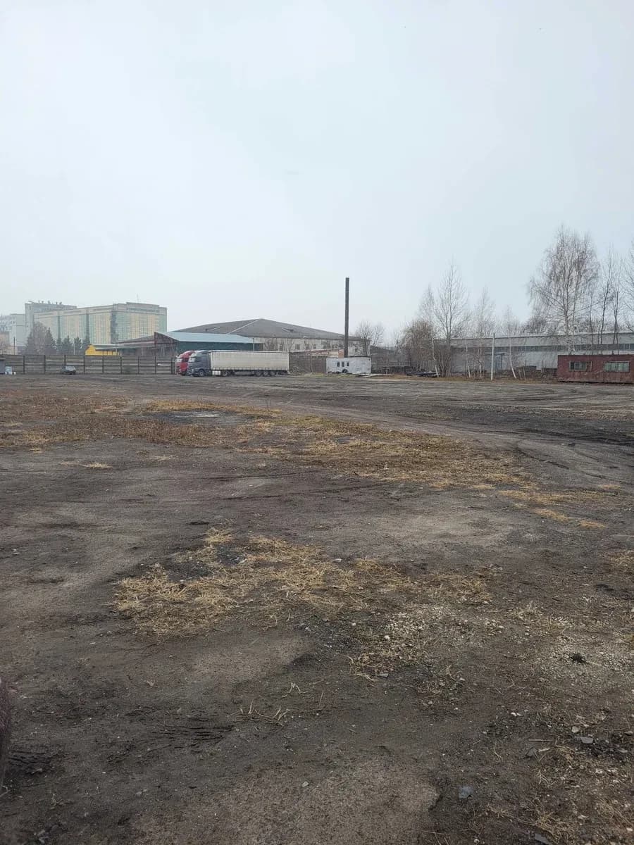 Ділянка 2 000 соток, Луцьк: стоянка фур, щебінь, спецтехніка - фото 3