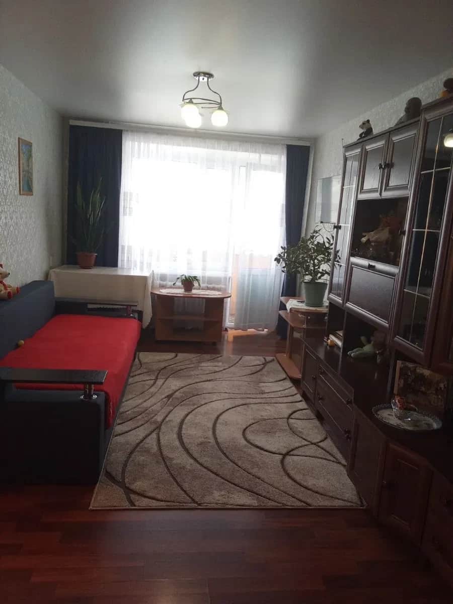 2-кімнатна квартира, Звягель: кухня-студія, косметичний ремонт - фото 1