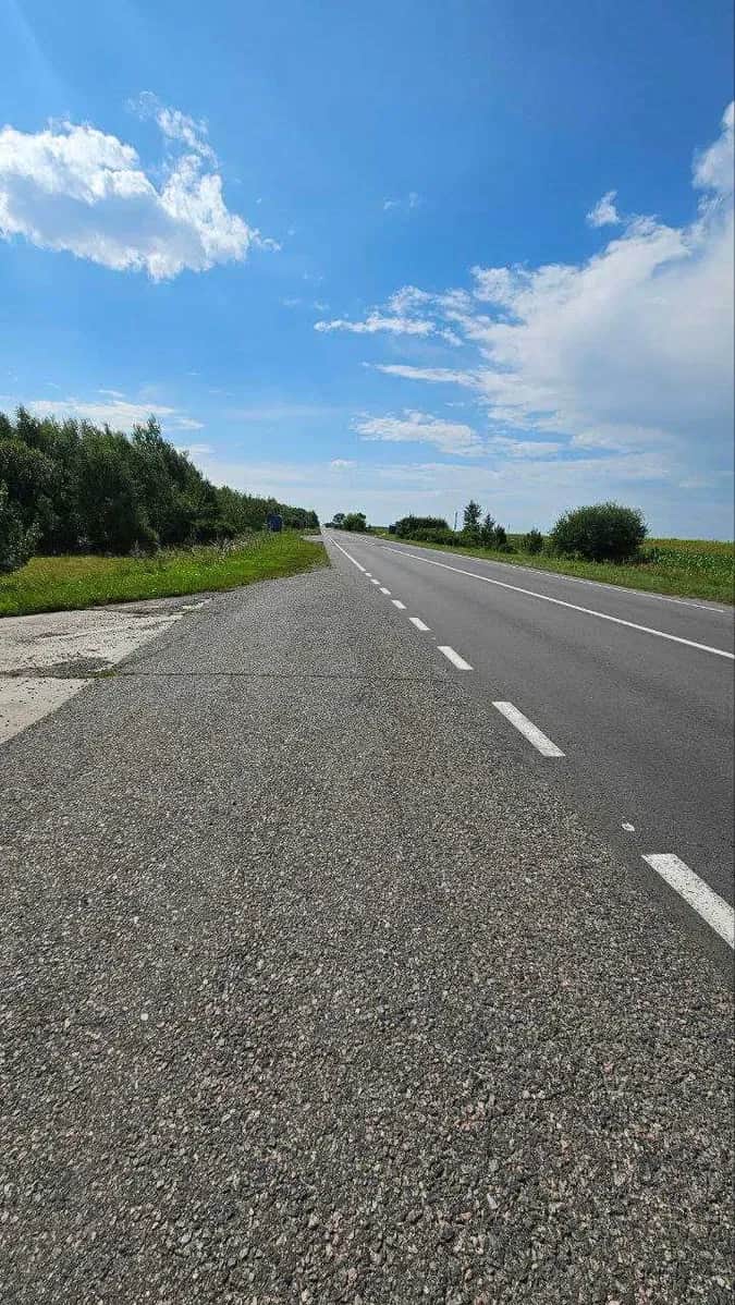 Ділянка 25 соток, Любомль: з’їзд з дороги, електрика - фото 1
