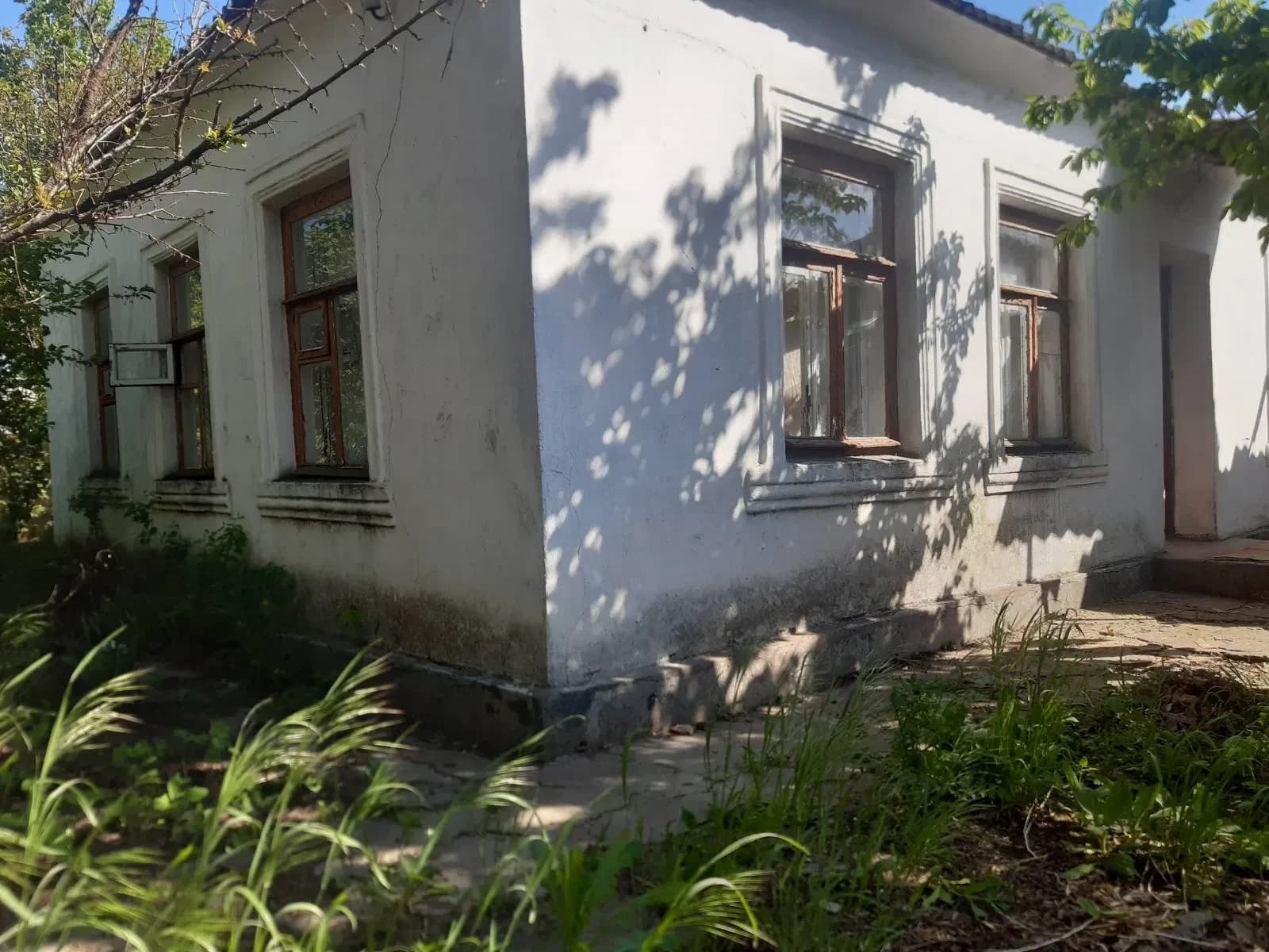 Будинок, Октябрське: під капремонт, 9 соток, торг - фото 1