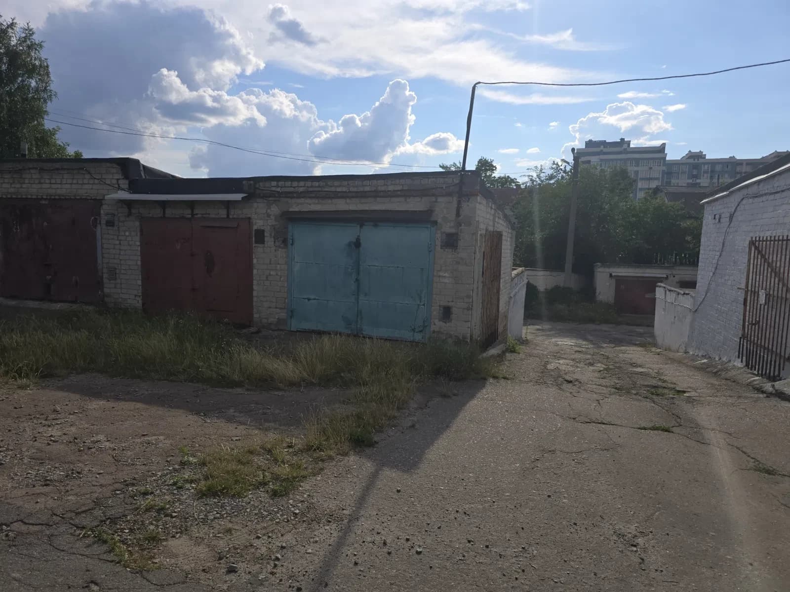 Гараж біля ЖК Лісовий: нова покрівля, підвал і яма - фото 3