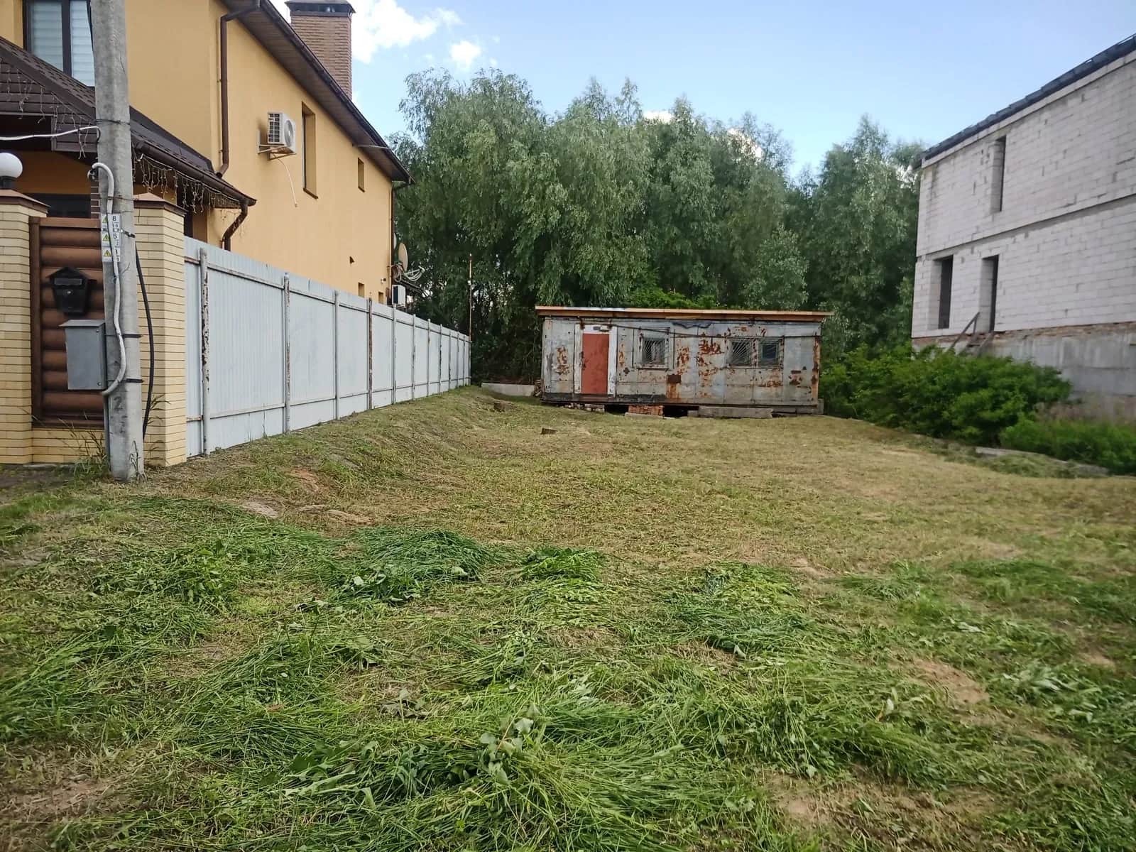 Ділянка 4 сотки, Бровари: 10 хв до метро Лісова, будинок 3×9 м - фото 1