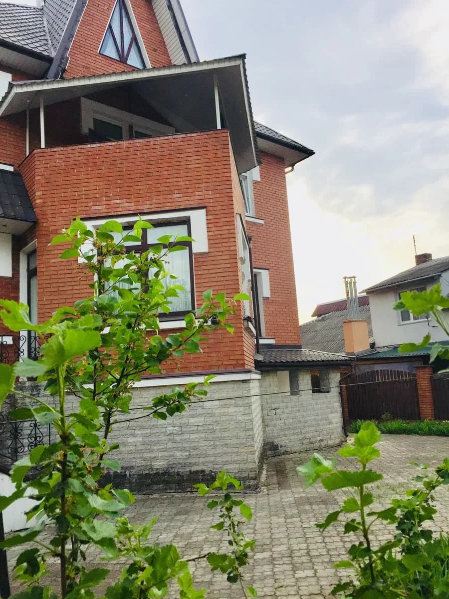 Будинок, Рівне: сауна, джакузі, альтанка з мангалом - фото 4