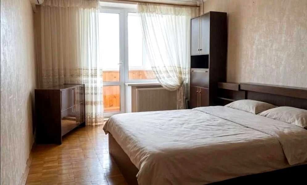3-кімнатна квартира, Оболонський: тепло, вода й інтернет без світла - фото 2