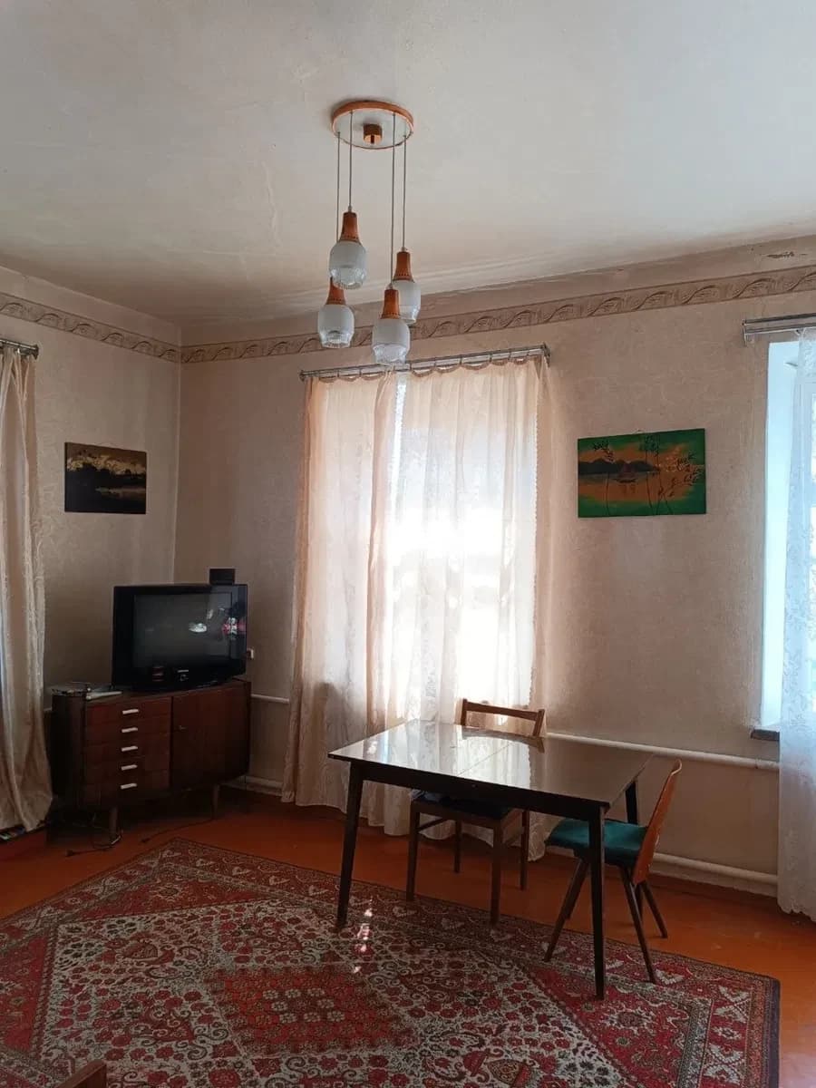 Будинок, Кам’янське: 4 окремі кімнати, торг - фото 1