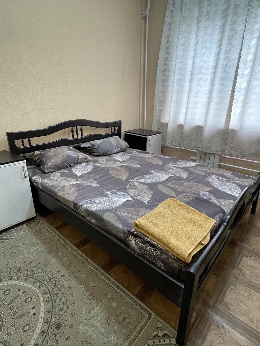 Кімната в готелі, Південноукраїнськ: довгострокова оренда - фото 1