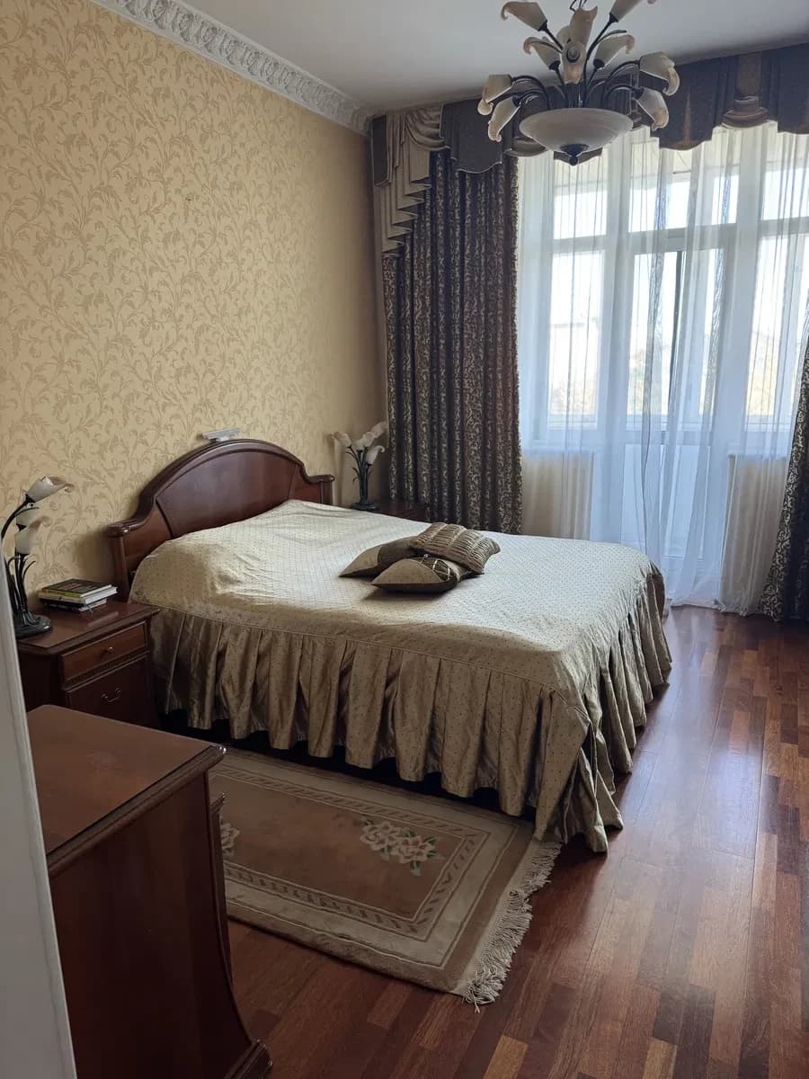 3-кімнатна квартира, Подільський: перша здача, гараж на 2 авто - фото 1