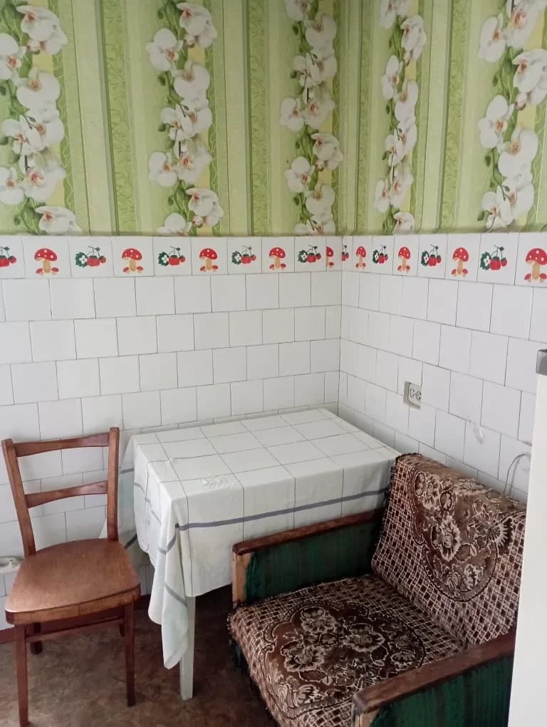 1-кімнатна квартира, Нововолинськ: кімната майже 20 м², бойлер - фото 3