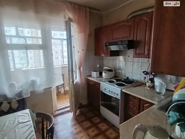 2-кімнатна квартира, Вишгородський Масив: паркомісце, балкон - фото 2