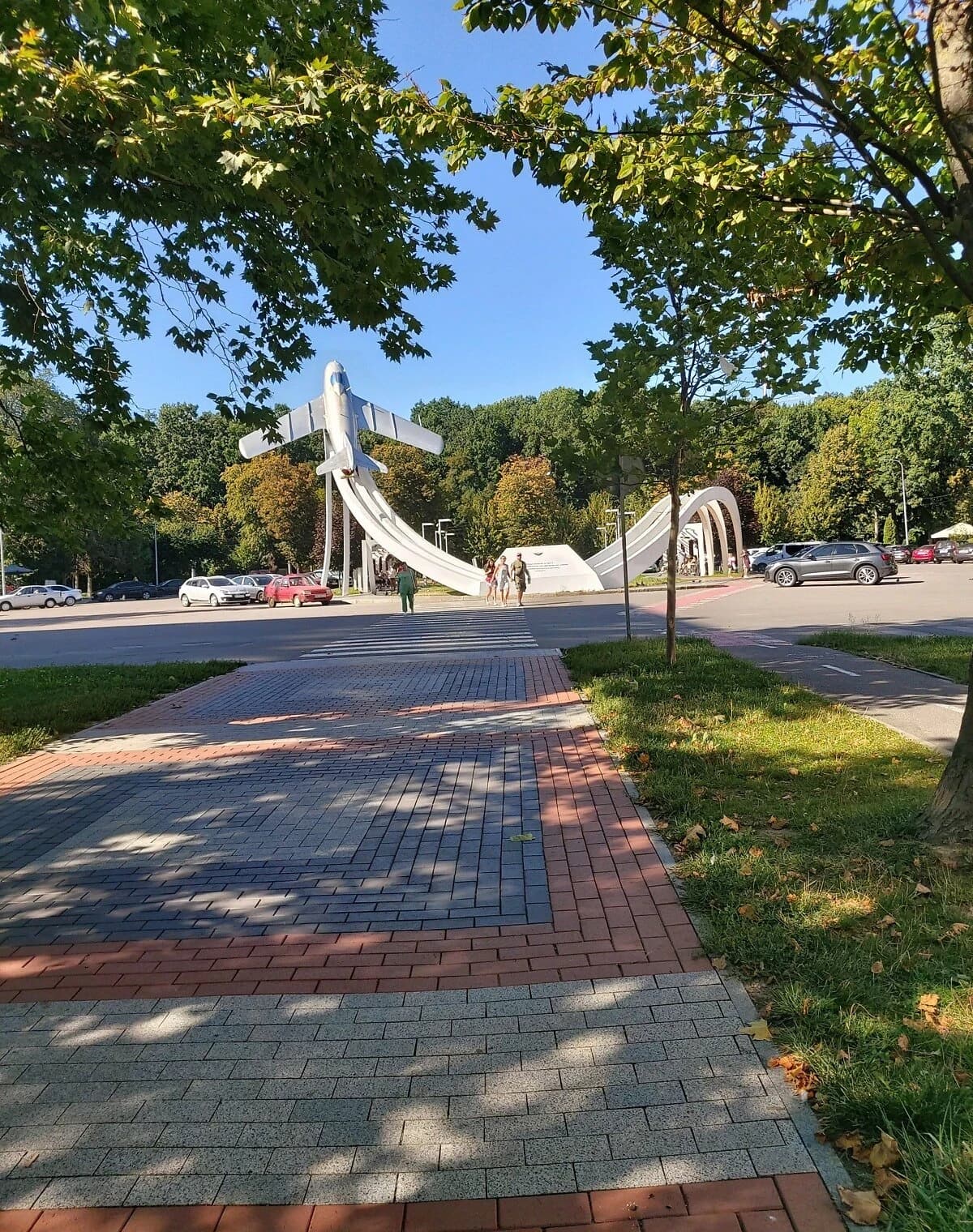 2-кімнатна квартира, Вишенька: дизайнерський ремонт, опалення без світла - фото 1