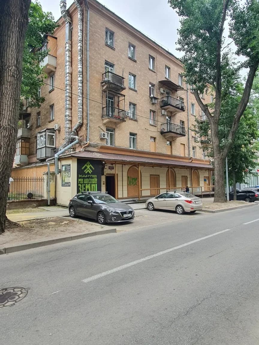 Приміщення, Шевченківський: фасадне, панорамні вікна, для іншого бізнесу - фото 1