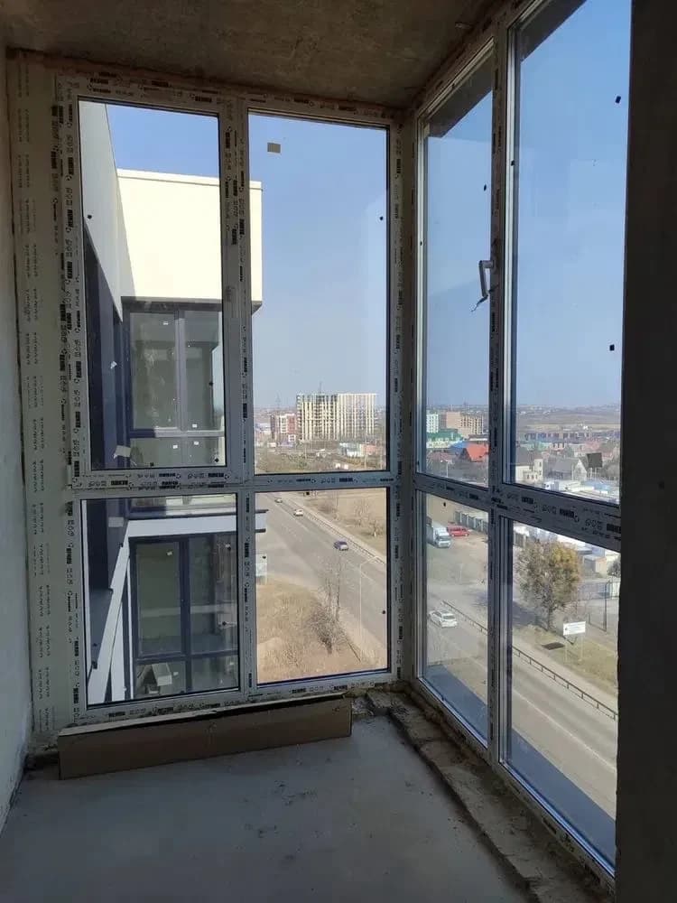 1-кімнатна квартира у ЖК Modernist: панорамні вікна, тепла підлога - фото 2