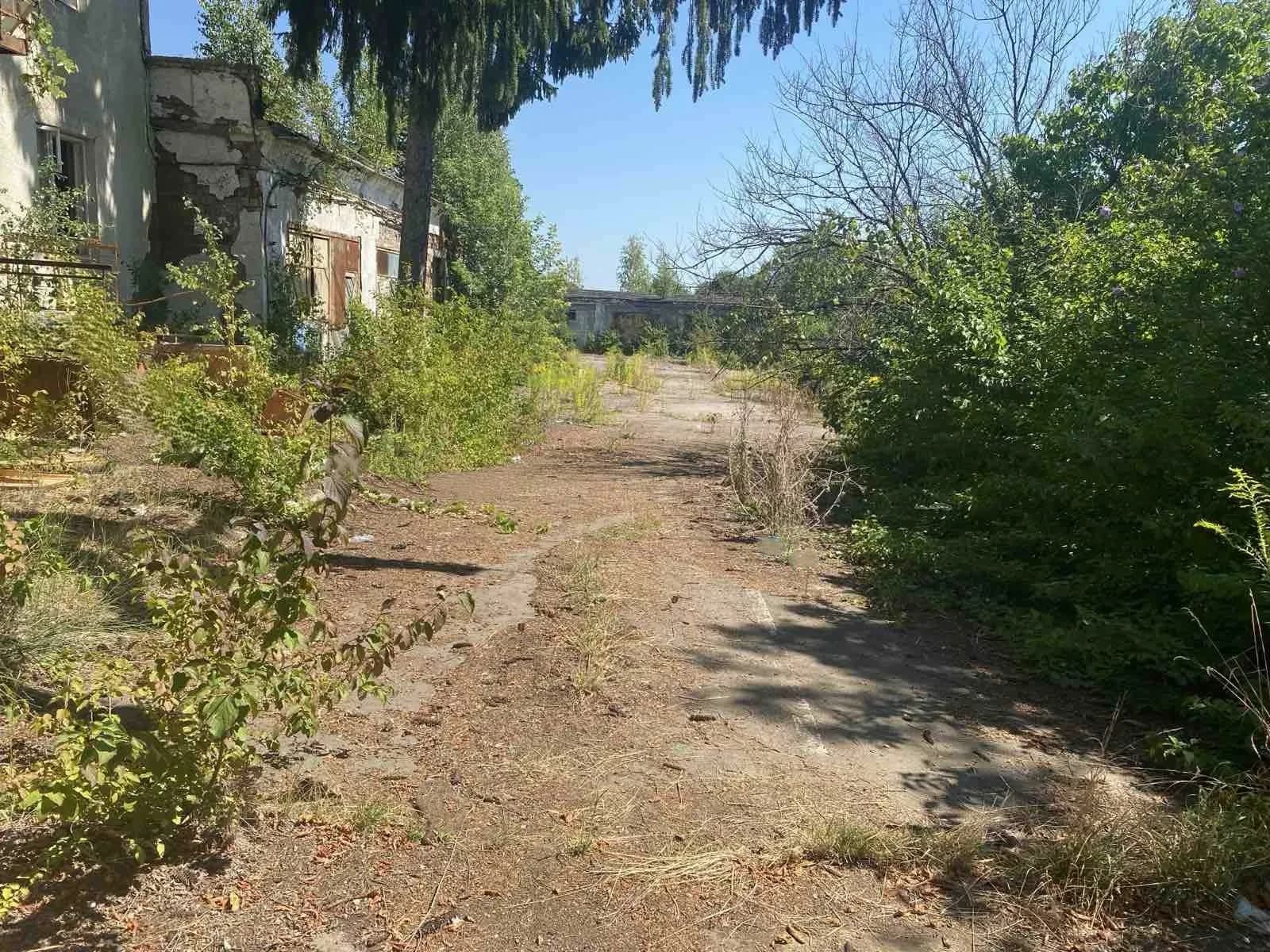 Приміщення, Чернівці: усі комунікації, гаражні бокси - фото 2