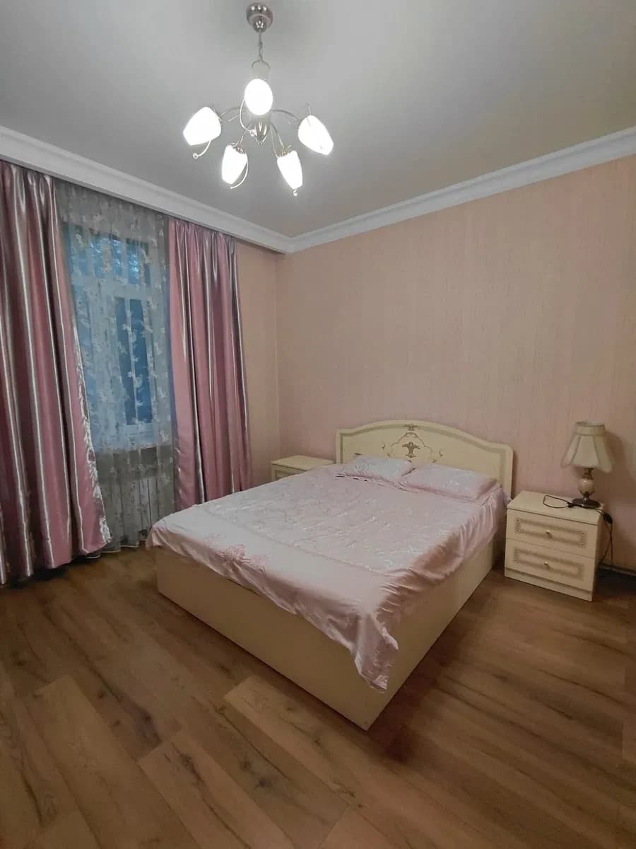 2-кімнатна квартира, Центр: резервне живлення, море поруч - фото 1
