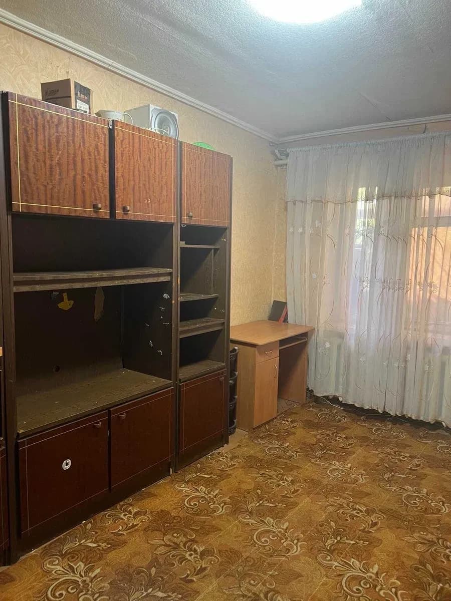2-кімнатна квартира, Тернівський: під капремонт, не кутова, торг - фото 2